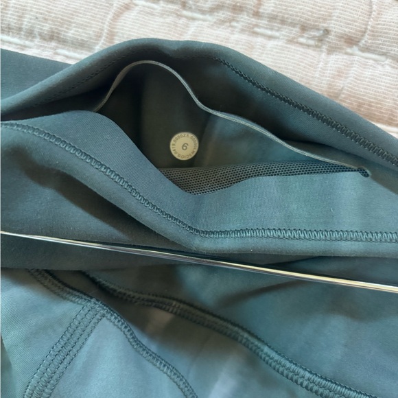 In movement tight 7/8 - Picture 4 of 4